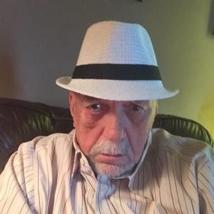 Meet your Posher, Bruce